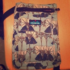 Kavu Limited Edition Crossbody